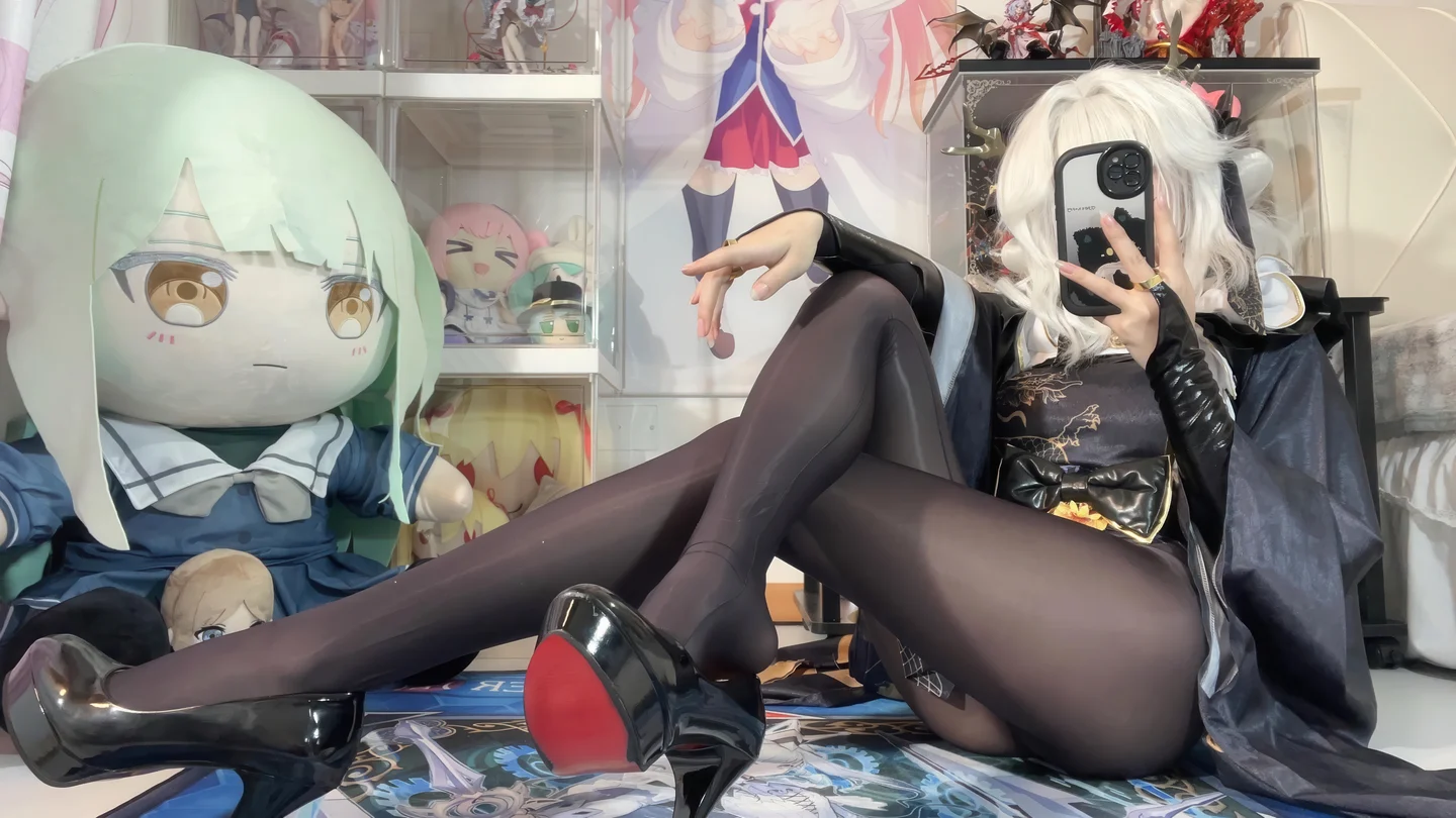 白栎Shirly - No.025 NIKKE 布兰儿 [130P,27V-3.22GB] tg@simisebaisi 【丝足阁】077.webp